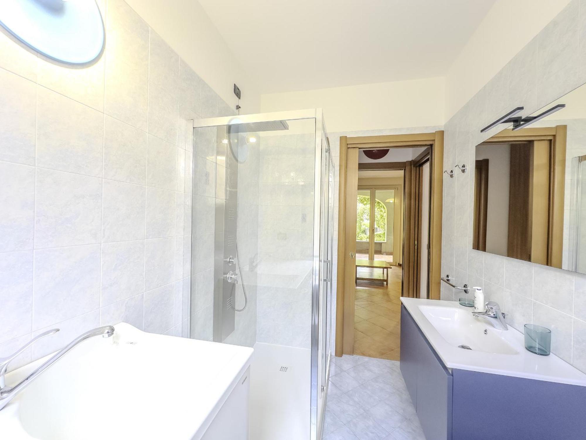 Appartamento Fronte Lago Bellano Exterior foto